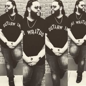 Meet your Posher, Max